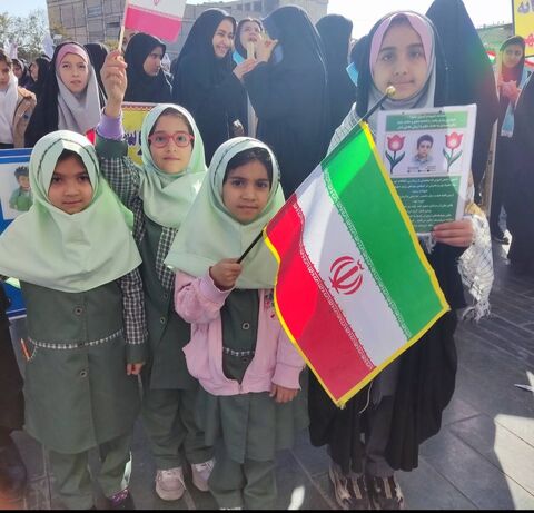 مراسم یوم‌الله ۱۳ آبان ۱۴۰۴ در مراکز کانون استان اصفهان در قاب تصویر