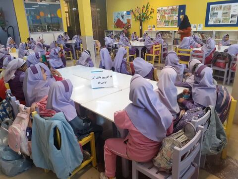 مراسم یوم‌الله ۱۳ آبان ۱۴۰۴ در مراکز کانون استان اصفهان در قاب تصویر