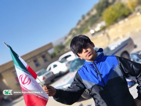 حضور کانون پرورش فکری کودکان و نوجوانان کهگیلویه و بویراحمد در راهپیمایی روز دانش آموز