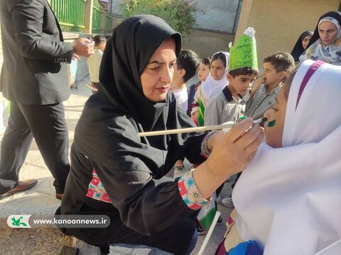حضور کانون پرورش فکری کودکان و نوجوانان کهگیلویه و بویراحمد در راهپیمایی روز دانش آموز