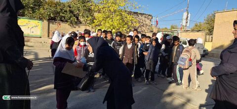 حضور کانون پرورش فکری کودکان و نوجوانان کهگیلویه و بویراحمد در راهپیمایی روز دانش آموز