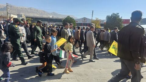 حضور کانون پرورش فکری کودکان و نوجوانان کهگیلویه و بویراحمد در راهپیمایی روز دانش آموز