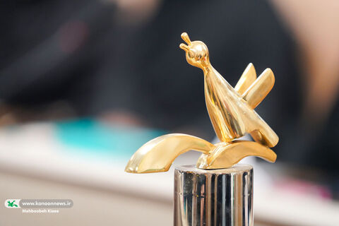 اولین روز اردوی انجمن تصویرگران نوجوان کانون خراسان رضوی در تهران