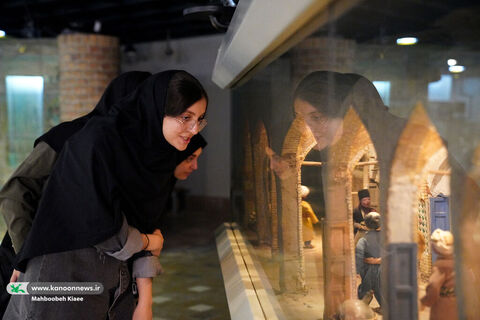 اولین روز اردوی انجمن تصویرگران نوجوان کانون خراسان رضوی در تهران