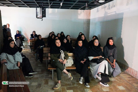 اولین روز اردوی انجمن تصویرگران نوجوان کانون خراسان رضوی در تهران