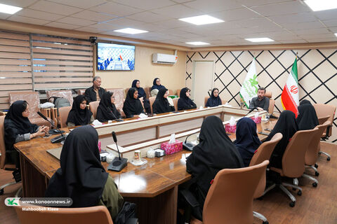 اولین روز اردوی انجمن تصویرگران نوجوان کانون خراسان رضوی در تهران