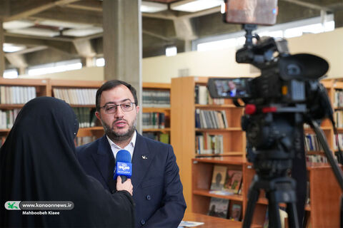 نشست نقد و بررسی مجموعه  «یک پاورقی» در کتابخانه مرجع کانون برگزار شد