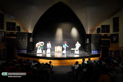 سینما تئاتر کانون پرورش فکری در روز دانش‌آموز