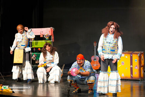 سینما تئاتر کانون پرورش فکری در روز دانش‌آموز