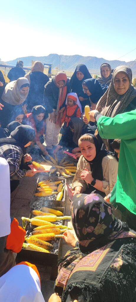 «روز خوشمزه» در مرکز فرهنگی هنری سیسخت میزبان خانوادهها شد