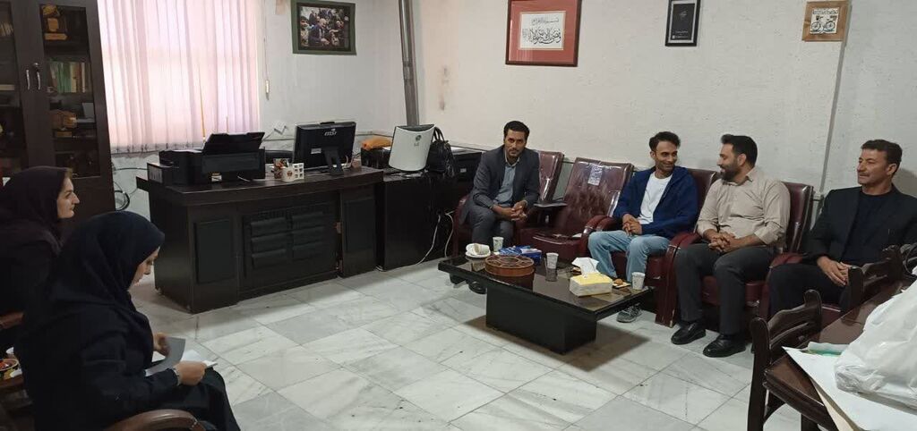 نشست بررسی جشنواره بازی‌های بومی و محلی در کانون کرمانشاه