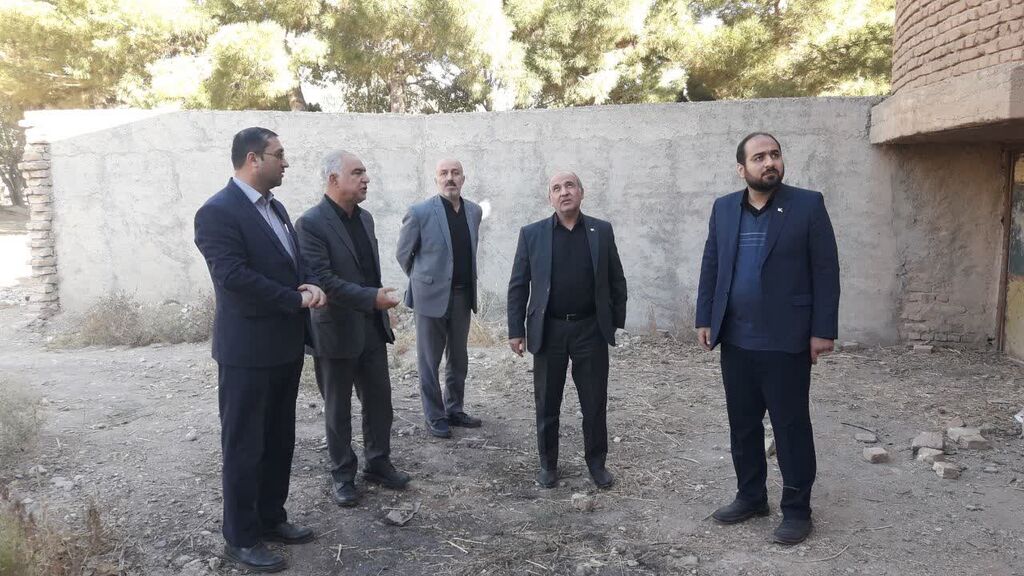 بازدید مدیرکل استان از مراکز نیشابور و گفتگو با فرماندار فیروزه