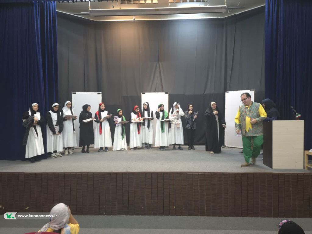 اجرای نمایش « پژواک » بر روی صحنه ی تئاتر