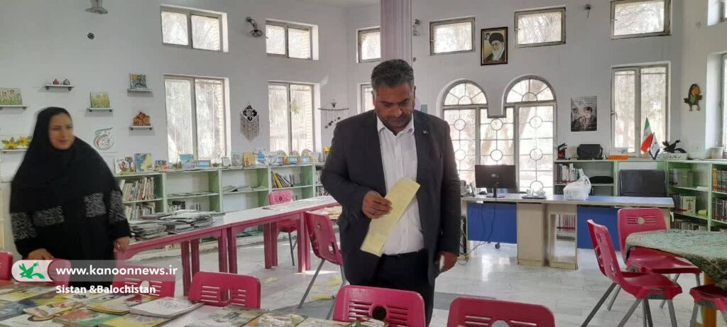 بازدید سرزده مدیرکل کانون سیستان و بلوچستان از مراکز فرهنگی‌هنری و گفت‌وگو با همکاران