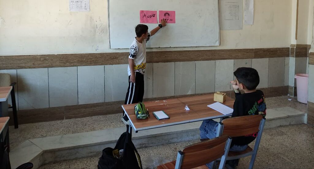 دیدار کانونیاران مرکز قصرشیرین با امام جمعه این شهرستان