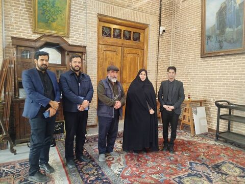 بازدید مدیرکل کانون استان از رویداد نقاشی «نقش طوفان» در ستایش قهرمانان مقاومت، با مشارکت اعضای هنرمند مراکز تبریز