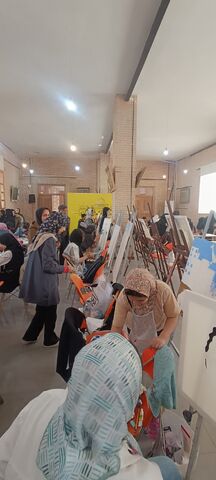 بازدید مدیرکل کانون استان از رویداد نقاشی «نقش طوفان» در ستایش قهرمانان مقاومت، با مشارکت اعضای هنرمند مراکز تبریز