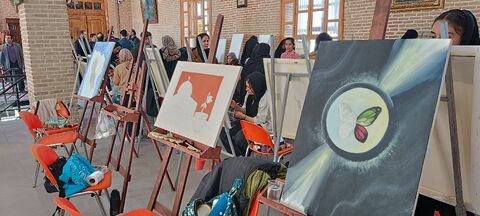 بازدید مدیرکل کانون استان از رویداد نقاشی «نقش طوفان» در ستایش قهرمانان مقاومت، با مشارکت اعضای هنرمند مراکز تبریز