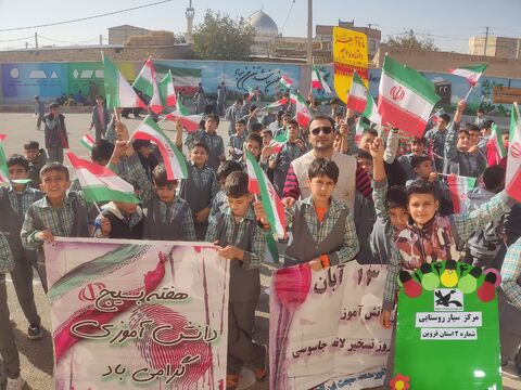 گزارش تصویری گرامی‌داشت روز نوجوان و روز دانش‌آموز در مراکز فرهنگی و هنری کانون استان قزوین