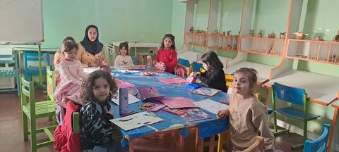 کارگاه نقاشی، مرکز یک کانون کرج