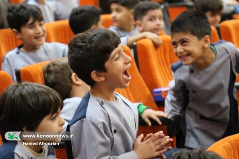 اجرای نمایش عروسکی «ماجرای گله من» در سینما کانون ساری