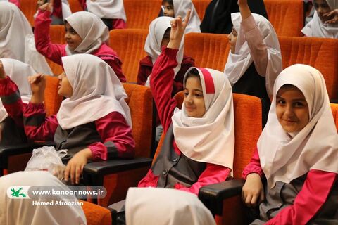 اجرای نمایش عروسکی «ماجرای گله من» در سینما کانون ساری