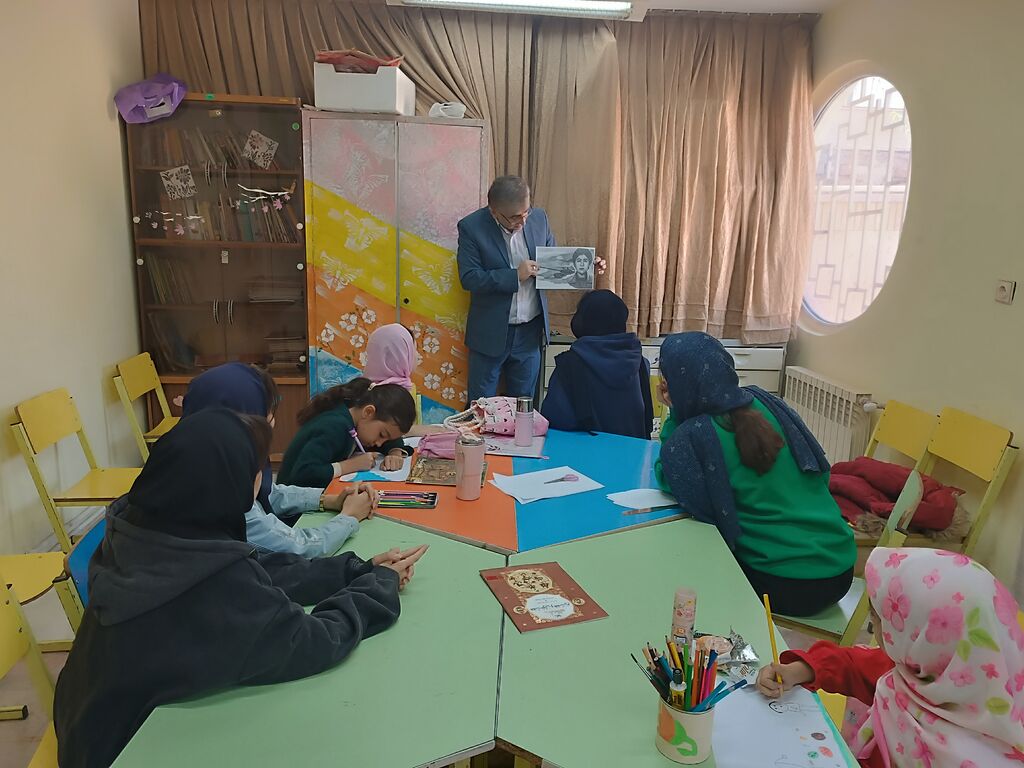 گرامی‌داشت ۱۳ آبان در مراکز فرهنگی و هنری کانون استان قزوین 