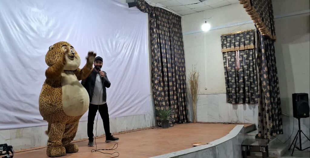 "یوز" میهمان خانواده‌های کنگاور شد