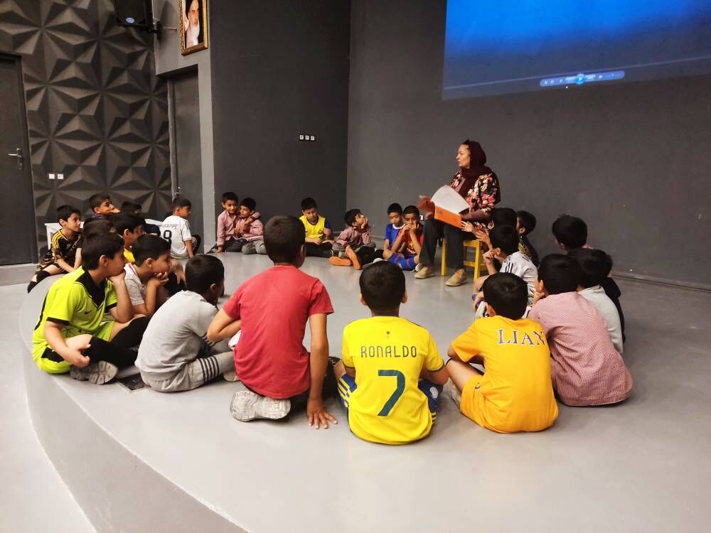 روزی پر از قصه و بازی برای کودکان اوز