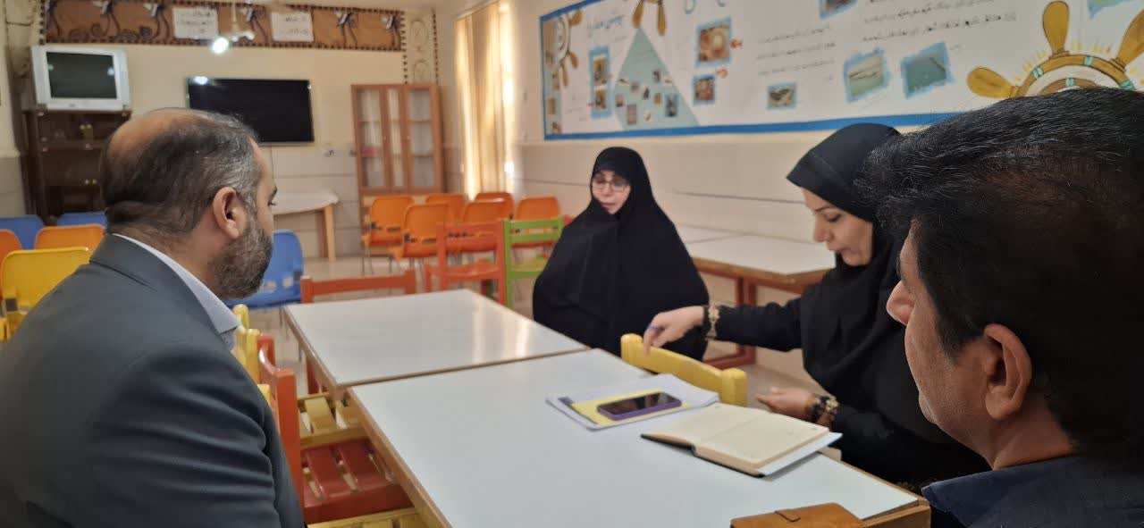 بازدید مدیرکل کانون پرورش فکری خوزستان از مرکز فرهنگی‌هنری هندیجان