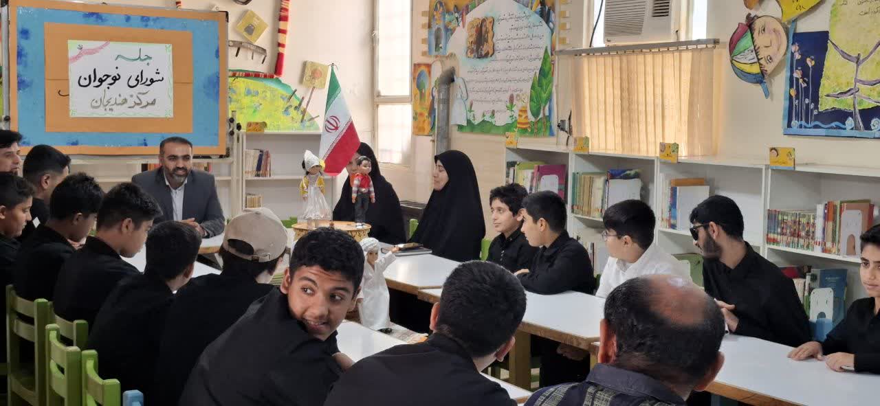 بازدید مدیرکل کانون پرورش فکری خوزستان از مرکز فرهنگی‌هنری هندیجان