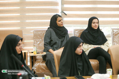 گزارش تصویری روز دوم و سوم اردوی آموزشی تصویرگران نوجوان کانون پرورش فکری کودکان و نوجوانان خراسان رضوی