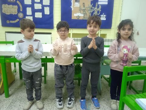 شناخت احساسات و کنترل آن در قالب قصه‌گویی و نمایش خلاق در مرکز فرهنگی شماره 4 مشهد