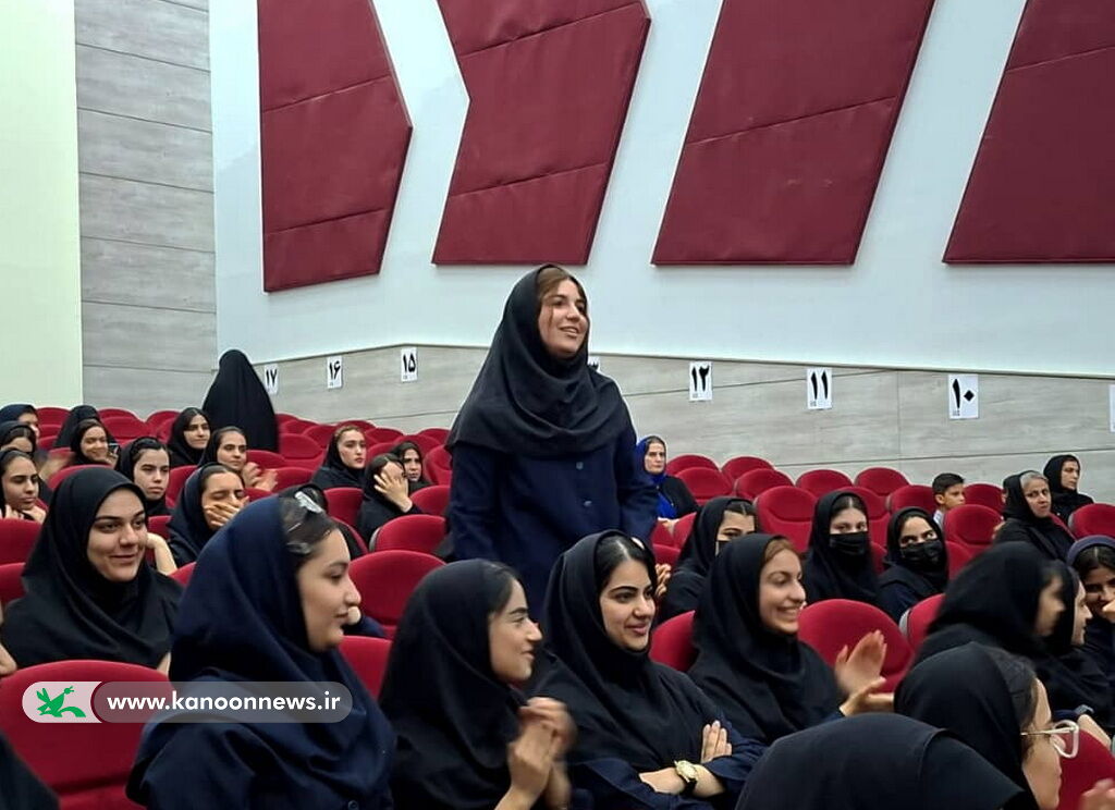 برگزاری "محفل ادبی دردانه ادب" در عالیشهر