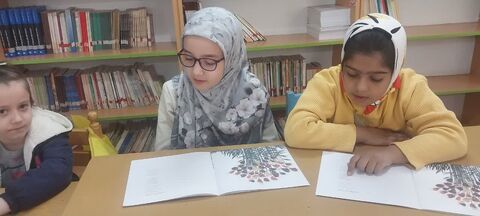 فعالیت کتابخوانی در مراکز فرهنگی، هنری خراسان رضوی