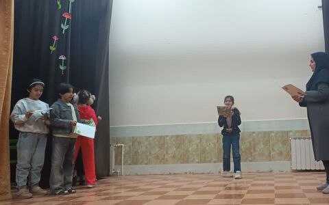 فعالیت کتابخوانی در مراکز فرهنگی، هنری خراسان رضوی