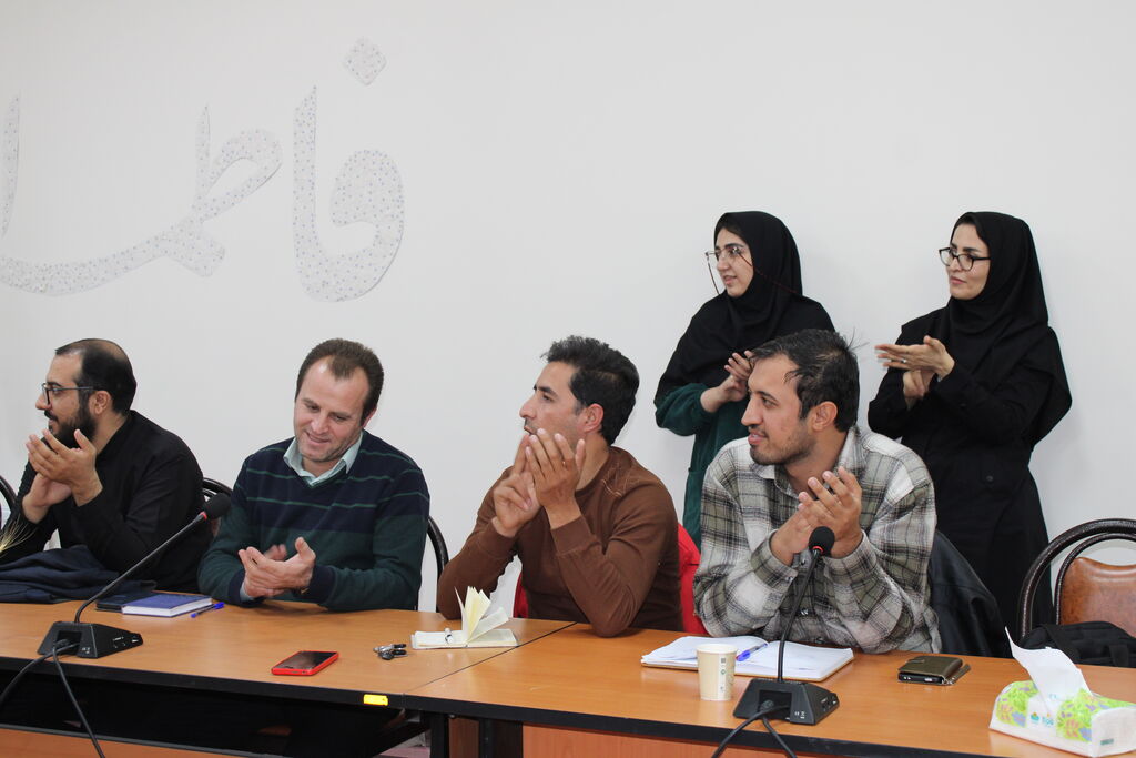 برگزاری کارگاه تخصصی قصه‌گویی مدرن با تدریس "طاهره گرمسیری" در کانون همدان