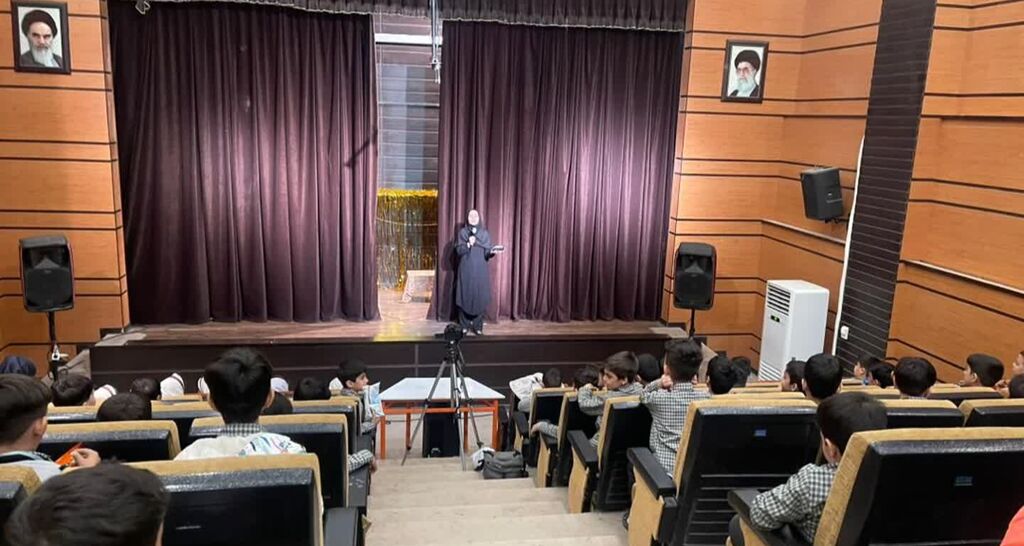 مرکز شماره ۴ کانون کرمانشاه با نشاط‌آفرینی میزبان دانش‌آموزان شد