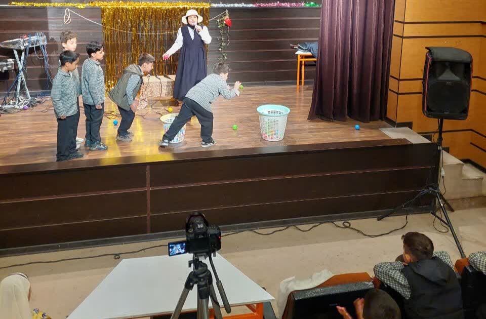 مرکز شماره ۴ کانون کرمانشاه با نشاط‌آفرینی میزبان دانش‌آموزان شد