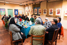 دورهمی صمیمانه هنرمندان در «نشست‌های تجربه» کانون