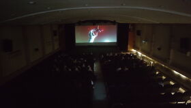 کودکان بوشهری در سینما کانون به تماشای یوز نشستند