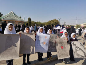 ویژه‌برنامه‌ مغز بادام در یزد برگزار شد