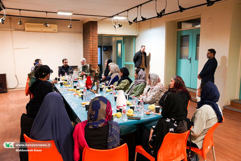 دورهمی صمیمانه هنرمندان در «نشست‌های تجربه» کانون