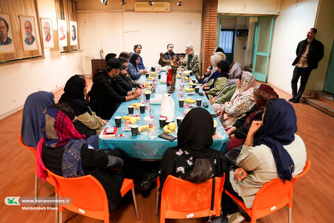 دورهمی صمیمانه هنرمندان در «نشست‌های تجربه» کانون