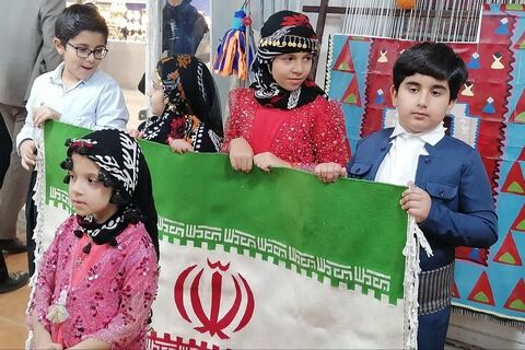 کرمانشاه. غرفه کانون