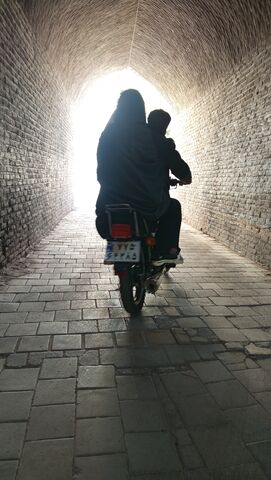 عکاسی نیشابور - راست‌گرد