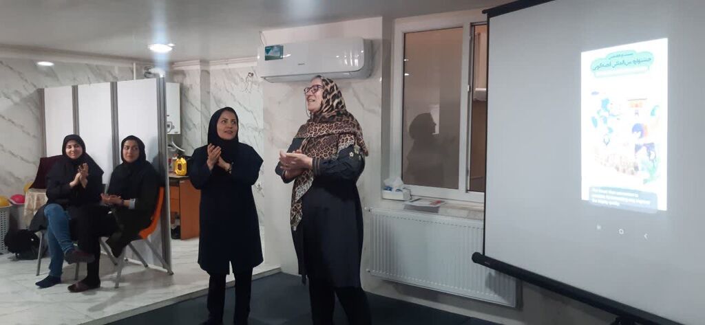 کانون همدان قصه‌گویی را به خانه سالمندان برد