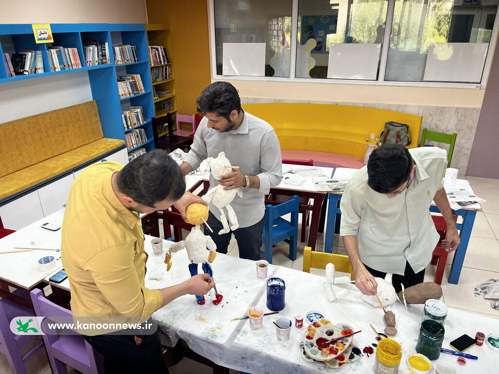 برگزاری دوره مهارتافزایی ویژه مربیان کتابخانههای سیار کانون استان بوشهر