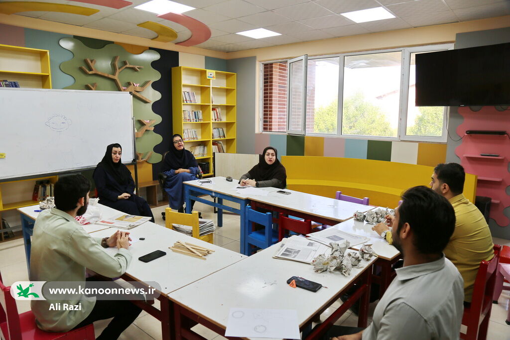 برگزاری دوره مهارتافزایی ویژه مربیان کتابخانههای سیار کانون استان بوشهر