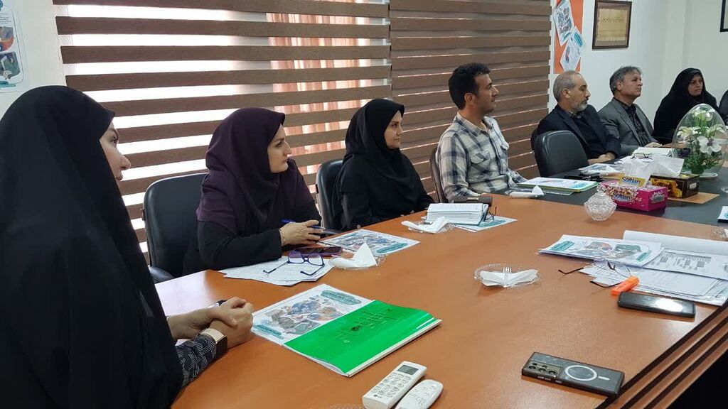 نشست توجیهی و هم‌افزایی جشنواره بیست‌و هفتم قصه‌گویی در کانون کرمانشاه